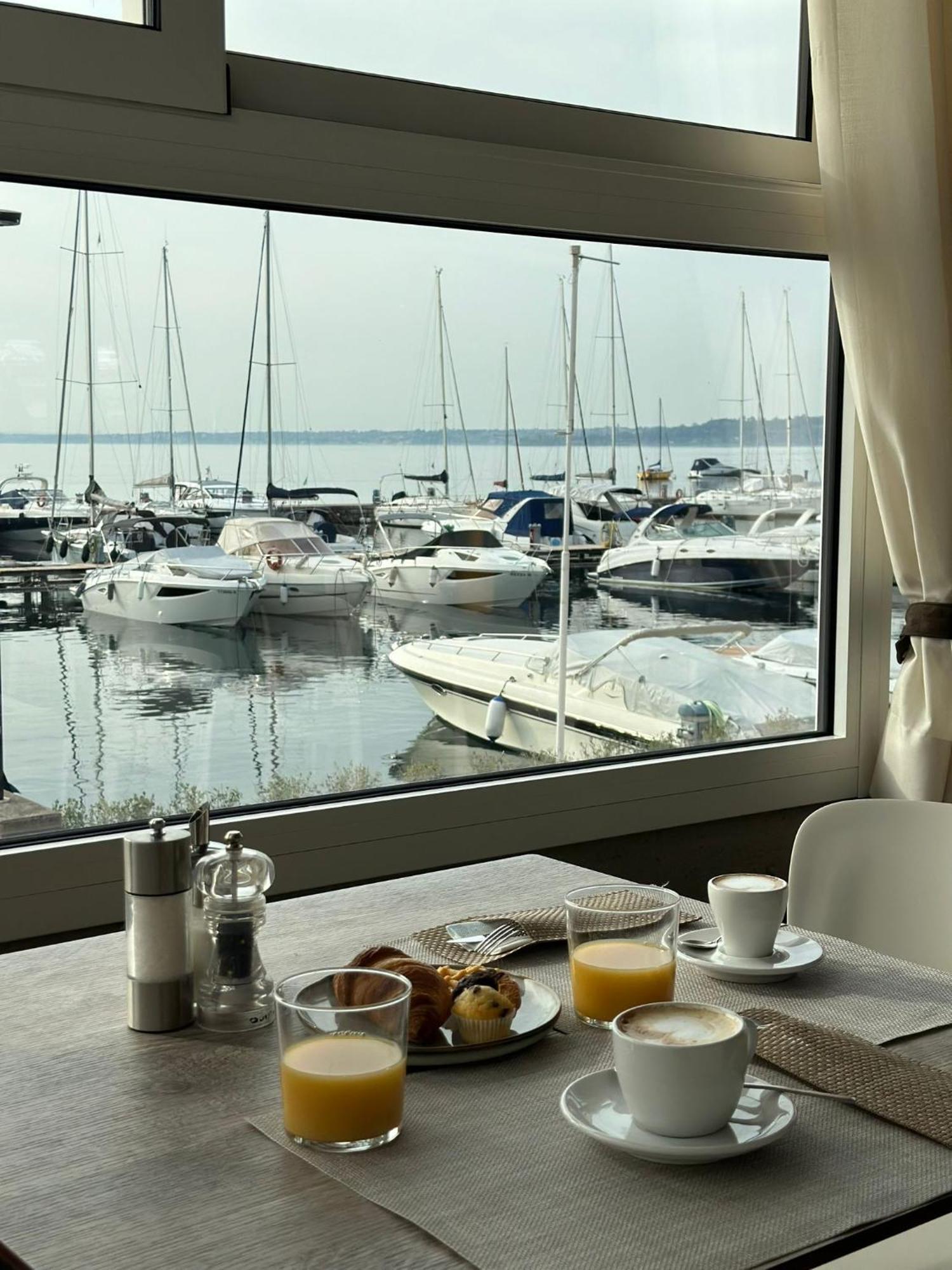 Albergo La Pescatrice Moniga del Garda Extérieur photo
